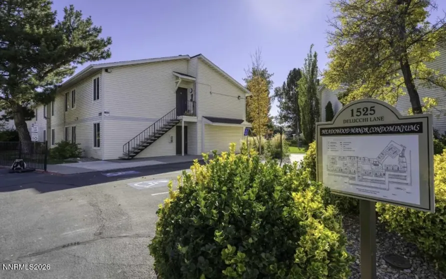 1557 Delucchi, Reno, Nevada 89502, 2 Bedrooms Bedrooms, ,1 BathroomBathrooms,Residential,Residential,Delucchi,0,260006674