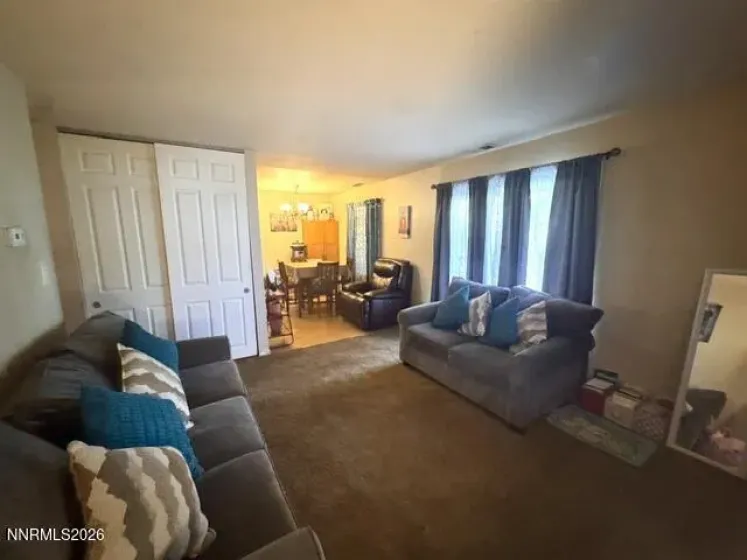 1557 Delucchi, Reno, Nevada 89502, 2 Bedrooms Bedrooms, ,1 BathroomBathrooms,Residential,Residential,Delucchi,0,260006674