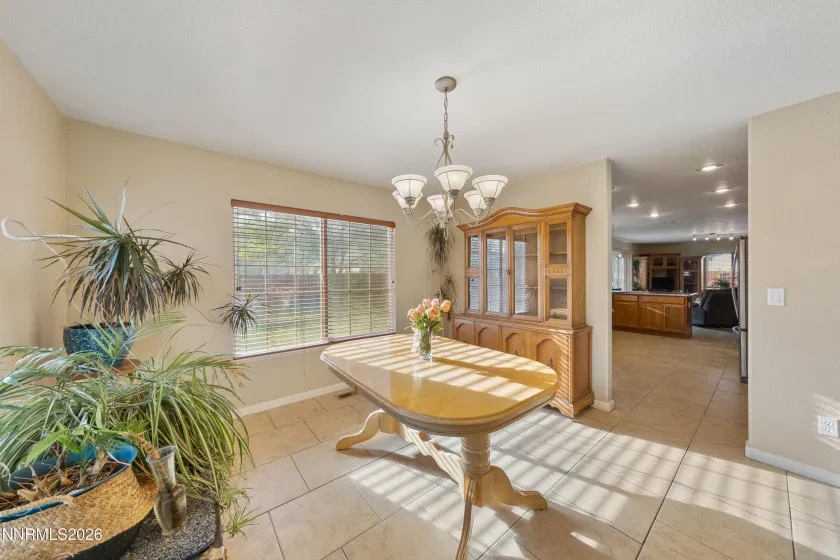 18235 Pin Oak, Reno, Nevada 89508, 5 Bedrooms Bedrooms, ,3 BathroomsBathrooms,Residential,Residential,Pin Oak,0,260006675