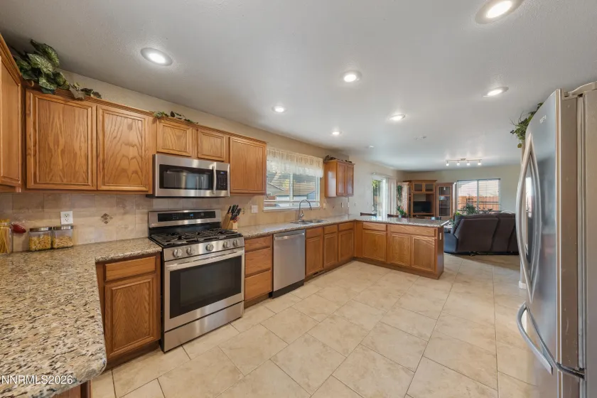 18235 Pin Oak, Reno, Nevada 89508, 5 Bedrooms Bedrooms, ,3 BathroomsBathrooms,Residential,Residential,Pin Oak,0,260006675