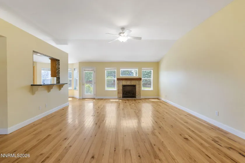 2972 Hot Springs, Minden, Nevada 89423, 4 Bedrooms Bedrooms, ,3 BathroomsBathrooms,Residential,Residential,Hot Springs,0,260006709
