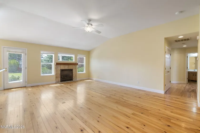 2972 Hot Springs, Minden, Nevada 89423, 4 Bedrooms Bedrooms, ,3 BathroomsBathrooms,Residential,Residential,Hot Springs,0,260006709