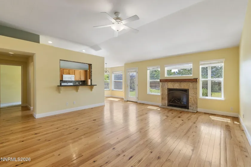 2972 Hot Springs, Minden, Nevada 89423, 4 Bedrooms Bedrooms, ,3 BathroomsBathrooms,Residential,Residential,Hot Springs,0,260006709