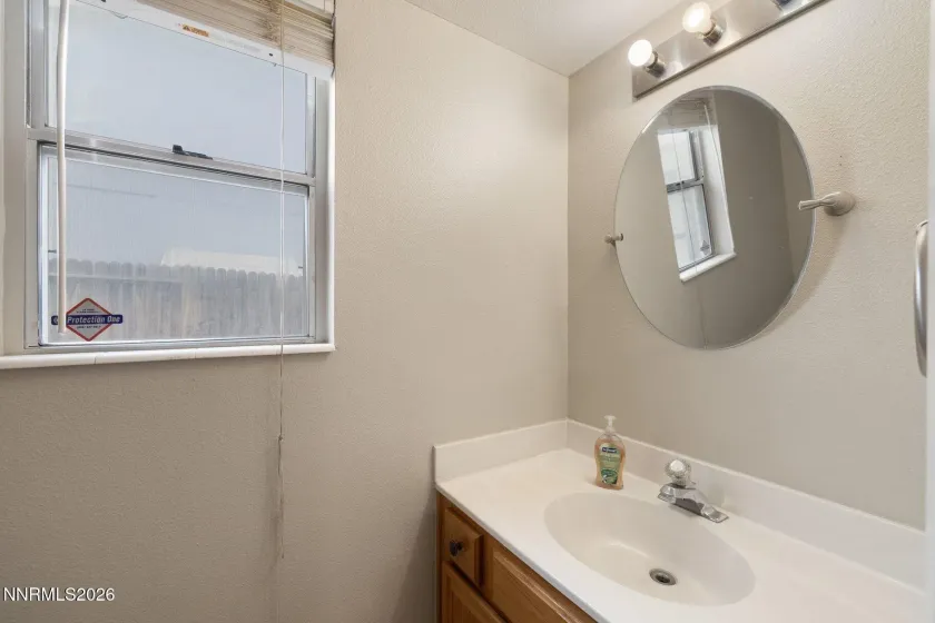 8486 Piper, Reno, Nevada 89506, 4 Bedrooms Bedrooms, ,2 BathroomsBathrooms,Residential,Residential,Piper,0,260006712