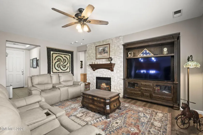 824 Ballybunion, Dayton, Nevada 89403, 4 Bedrooms Bedrooms, ,2 BathroomsBathrooms,Residential,Residential,Ballybunion,0,260006706
