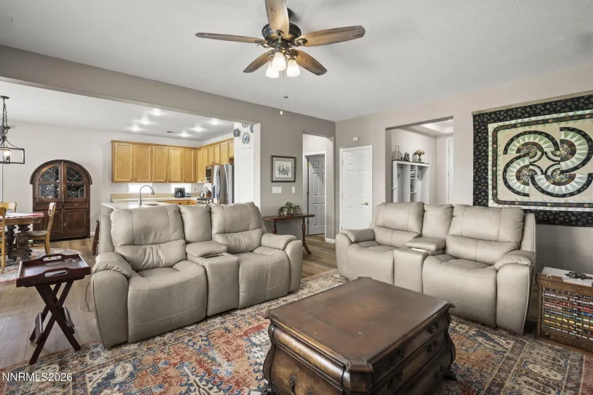 824 Ballybunion, Dayton, Nevada 89403, 4 Bedrooms Bedrooms, ,2 BathroomsBathrooms,Residential,Residential,Ballybunion,0,260006706