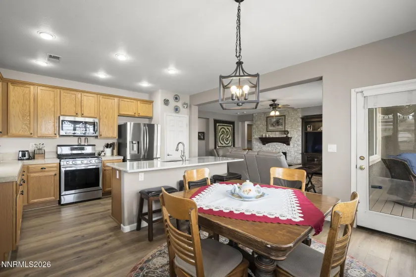 824 Ballybunion, Dayton, Nevada 89403, 4 Bedrooms Bedrooms, ,2 BathroomsBathrooms,Residential,Residential,Ballybunion,0,260006706