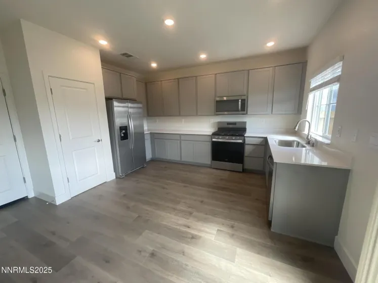4128 Scenic, Reno, Nevada 89523, 3 Bedrooms Bedrooms, ,3 BathroomsBathrooms,Residential,Residential,Scenic,0,260006729