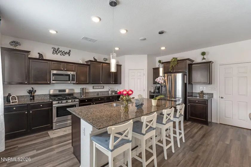 8015 Flint Springs, Sun Valley, Nevada 89433, 4 Bedrooms Bedrooms, ,4 BathroomsBathrooms,Residential,Residential,Flint Springs,0,260006751