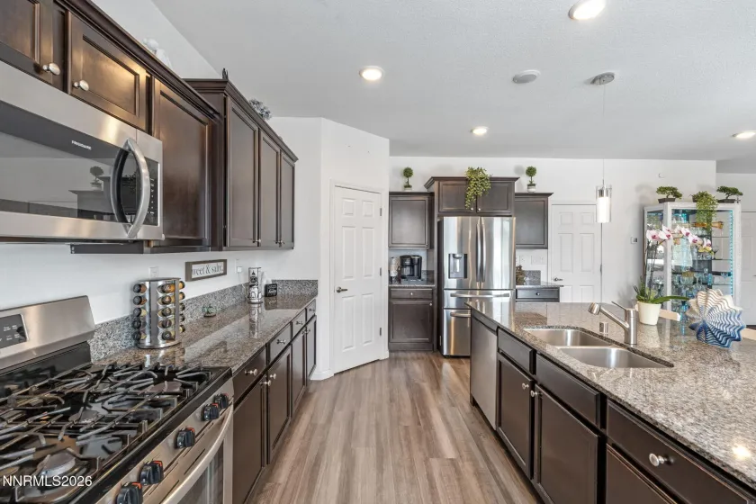 8015 Flint Springs, Sun Valley, Nevada 89433, 4 Bedrooms Bedrooms, ,4 BathroomsBathrooms,Residential,Residential,Flint Springs,0,260006751