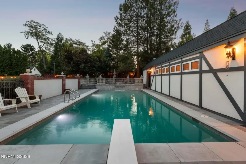 801 Dartmouth, Reno, Nevada 89509, 6 Bedrooms Bedrooms, ,7 BathroomsBathrooms,Residential,Residential,Dartmouth,0,260006761