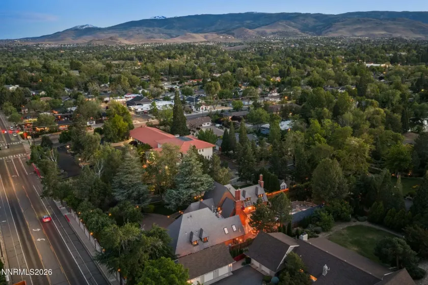 801 Dartmouth, Reno, Nevada 89509, 6 Bedrooms Bedrooms, ,7 BathroomsBathrooms,Residential,Residential,Dartmouth,0,260006761