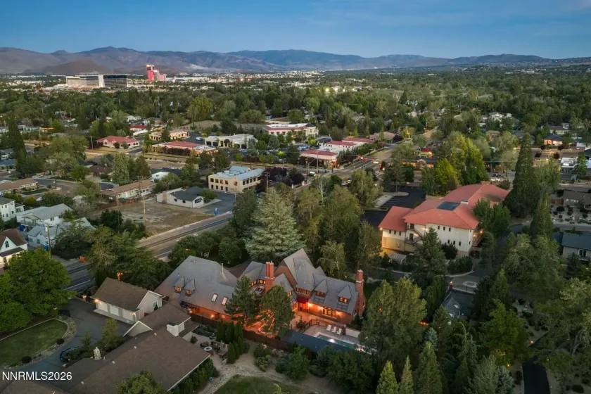 801 Dartmouth, Reno, Nevada 89509, 6 Bedrooms Bedrooms, ,7 BathroomsBathrooms,Residential,Residential,Dartmouth,0,260006761