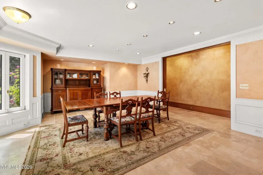 801 Dartmouth, Reno, Nevada 89509, 6 Bedrooms Bedrooms, ,7 BathroomsBathrooms,Residential,Residential,Dartmouth,0,260006761
