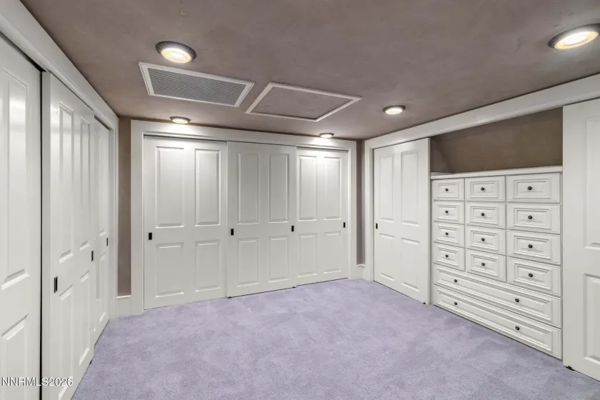 801 Dartmouth, Reno, Nevada 89509, 6 Bedrooms Bedrooms, ,7 BathroomsBathrooms,Residential,Residential,Dartmouth,0,260006761