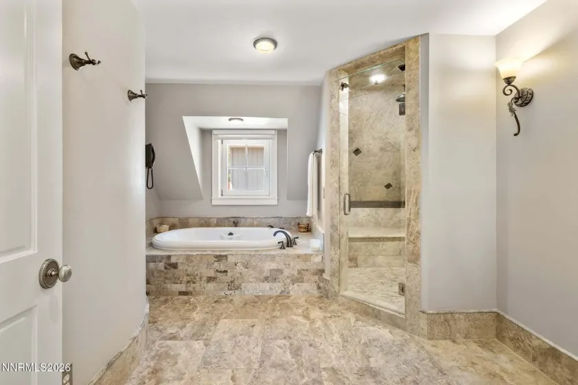 801 Dartmouth, Reno, Nevada 89509, 6 Bedrooms Bedrooms, ,7 BathroomsBathrooms,Residential,Residential,Dartmouth,0,260006761