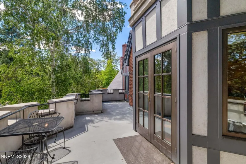 801 Dartmouth, Reno, Nevada 89509, 6 Bedrooms Bedrooms, ,7 BathroomsBathrooms,Residential,Residential,Dartmouth,0,260006761
