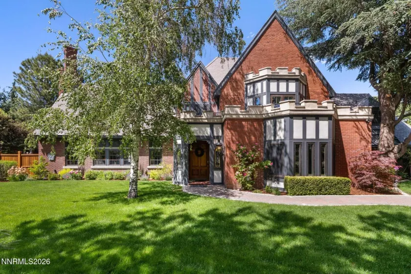 801 Dartmouth, Reno, Nevada 89509, 6 Bedrooms Bedrooms, ,7 BathroomsBathrooms,Residential,Residential,Dartmouth,0,260006761