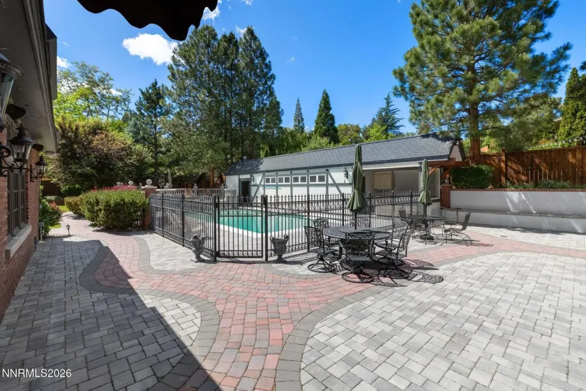 801 Dartmouth, Reno, Nevada 89509, 6 Bedrooms Bedrooms, ,7 BathroomsBathrooms,Residential,Residential,Dartmouth,0,260006761