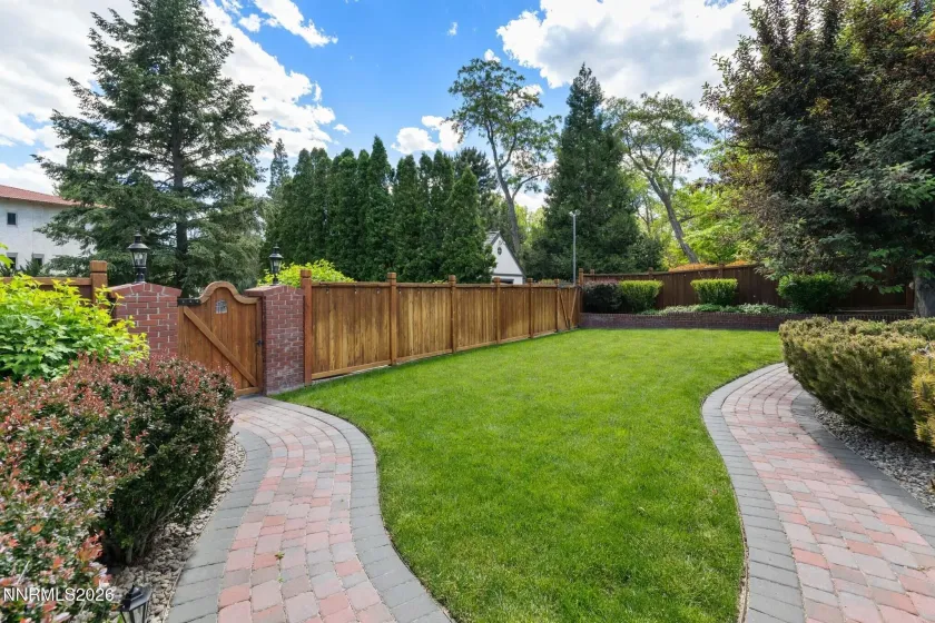 801 Dartmouth, Reno, Nevada 89509, 6 Bedrooms Bedrooms, ,7 BathroomsBathrooms,Residential,Residential,Dartmouth,0,260006761