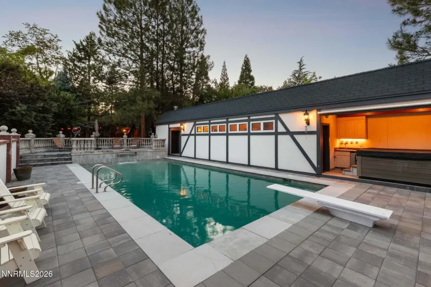 801 Dartmouth, Reno, Nevada 89509, 6 Bedrooms Bedrooms, ,7 BathroomsBathrooms,Residential,Residential,Dartmouth,0,260006761