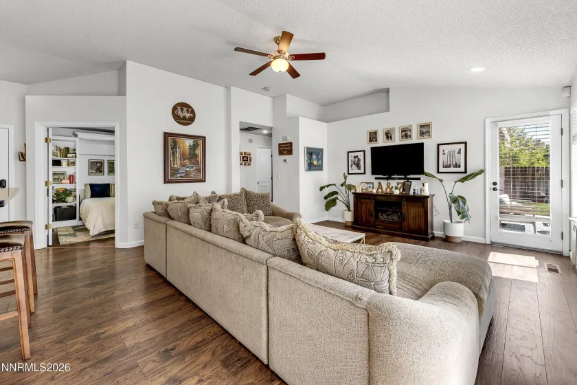 1704 Sierra Highlands, Reno, Nevada 89523, 3 Bedrooms Bedrooms, ,2 BathroomsBathrooms,Residential,Residential,Sierra Highlands,0,260006764