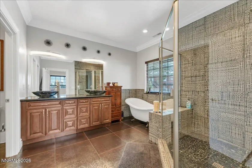 231 Gardner, Reno, Nevada 89503, 3 Bedrooms Bedrooms, ,3 BathroomsBathrooms,Residential,Residential,Gardner,0,260006788