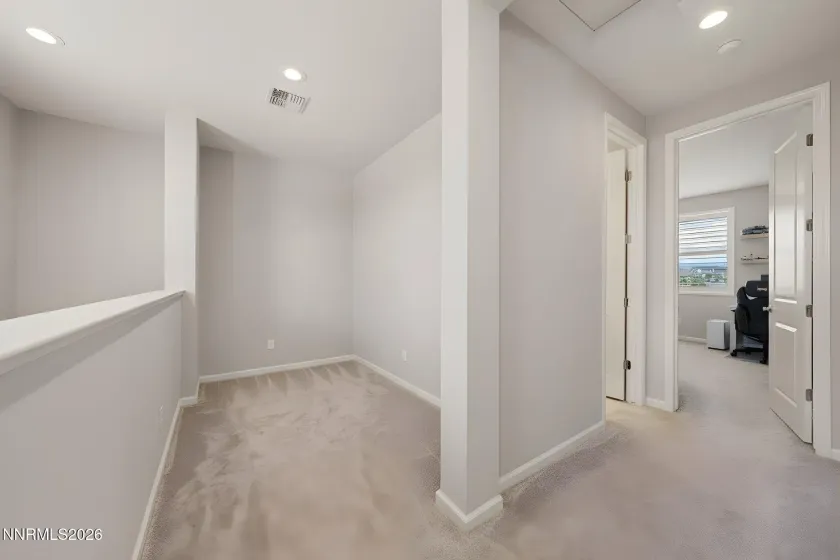 905 Iron River, Reno, Nevada 89521, 4 Bedrooms Bedrooms, ,4 BathroomsBathrooms,Residential,Residential,Iron River,0,260006812