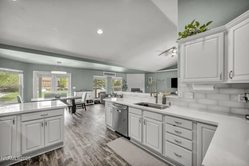 2983 Hot Springs, Minden, Nevada 89423, 4 Bedrooms Bedrooms, ,2 BathroomsBathrooms,Residential,Residential,Hot Springs,0,260006816