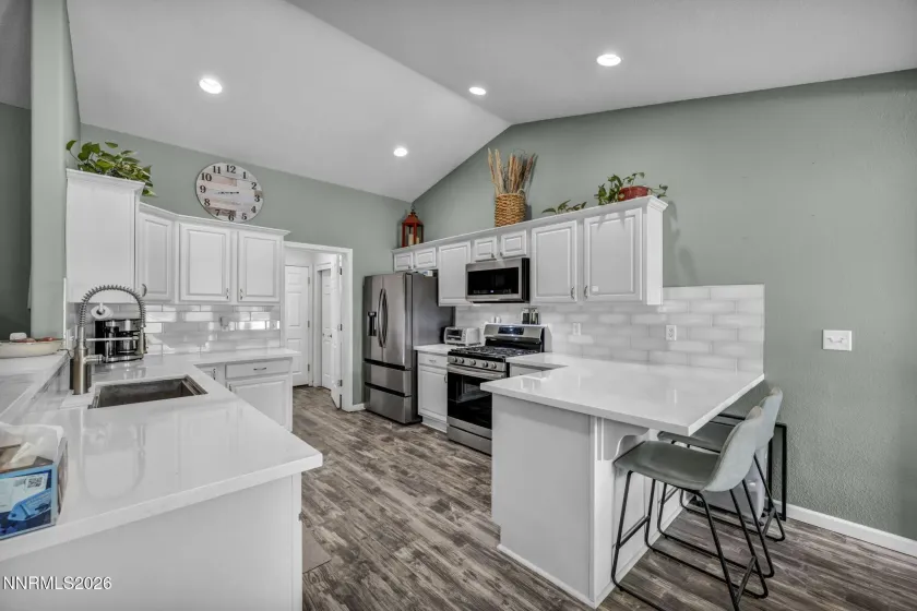 2983 Hot Springs, Minden, Nevada 89423, 4 Bedrooms Bedrooms, ,2 BathroomsBathrooms,Residential,Residential,Hot Springs,0,260006816