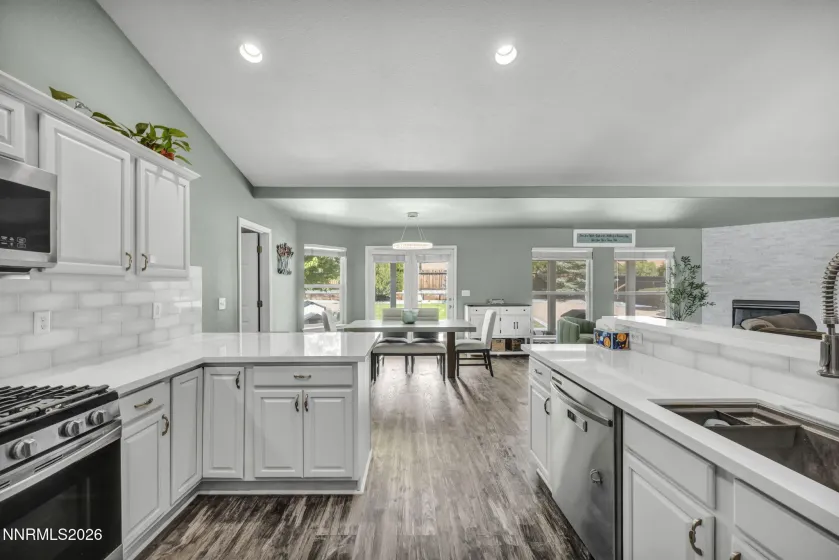 2983 Hot Springs, Minden, Nevada 89423, 4 Bedrooms Bedrooms, ,2 BathroomsBathrooms,Residential,Residential,Hot Springs,0,260006816