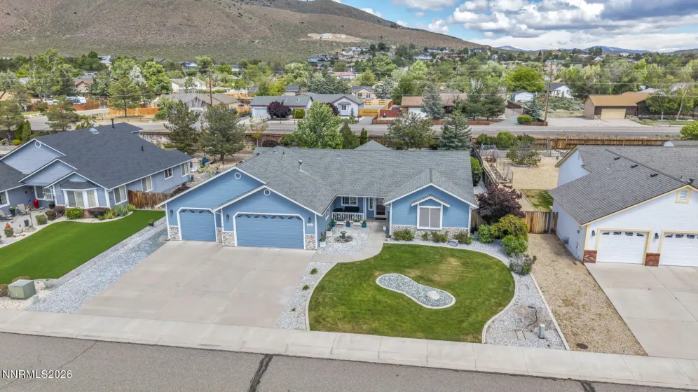2983 Hot Springs, Minden, Nevada 89423, 4 Bedrooms Bedrooms, ,2 BathroomsBathrooms,Residential,Residential,Hot Springs,0,260006816