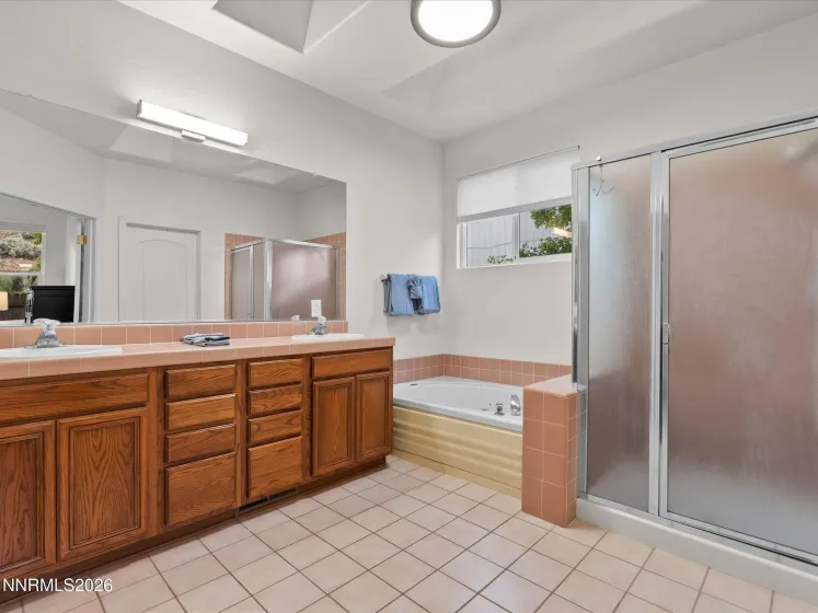 3101 Green River, Reno, Nevada 89503, 3 Bedrooms Bedrooms, ,2 BathroomsBathrooms,Residential,Residential,Green River,0,260006877