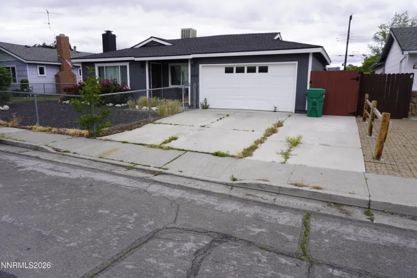 1570 Radcliffe, Reno, Nevada 89502, 3 Bedrooms Bedrooms, ,1 BathroomBathrooms,Residential,Residential,Radcliffe,0,260006894