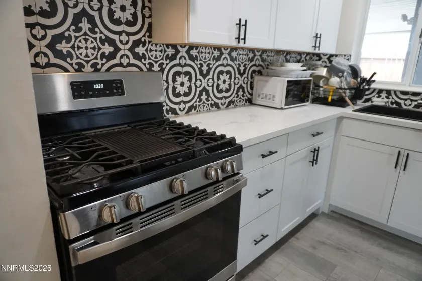 1570 Radcliffe, Reno, Nevada 89502, 3 Bedrooms Bedrooms, ,1 BathroomBathrooms,Residential,Residential,Radcliffe,0,260006894