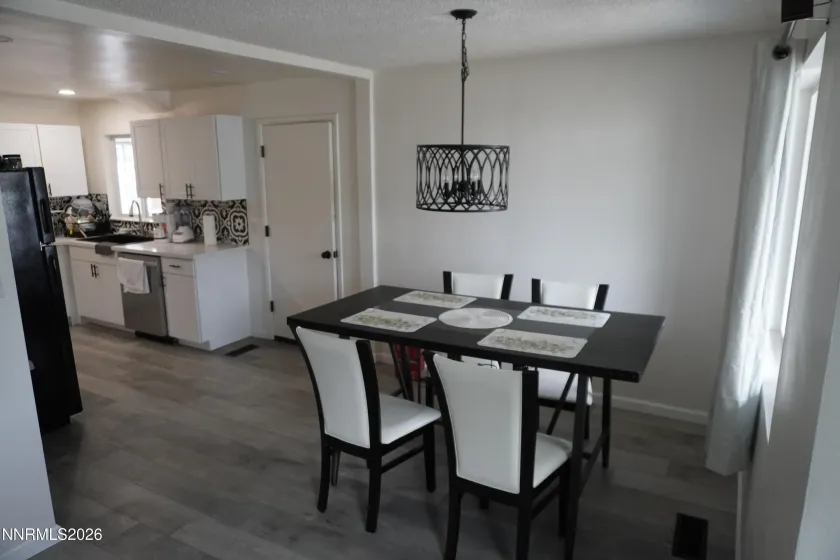 1570 Radcliffe, Reno, Nevada 89502, 3 Bedrooms Bedrooms, ,1 BathroomBathrooms,Residential,Residential,Radcliffe,0,260006894