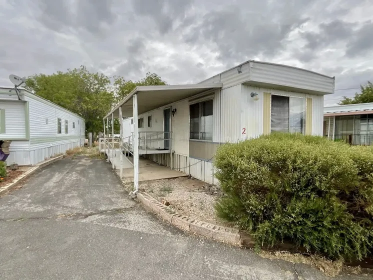 1485 W 4th St #2, Reno, Nevada 89503, 2 Bedrooms Bedrooms, 10 Rooms Rooms,1 BathroomBathrooms,Manufactured,Residential,W 4th ,260006927