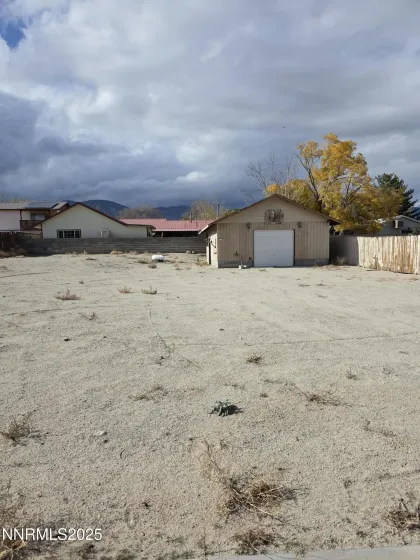 215 Cedar, Hawthorne, Nevada 89415, ,Land,Residential,Cedar,0,250058423