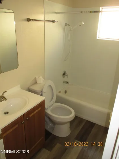 Duplex unit 1168 H St.