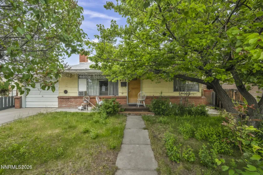 Single-Family House 912 12th St.