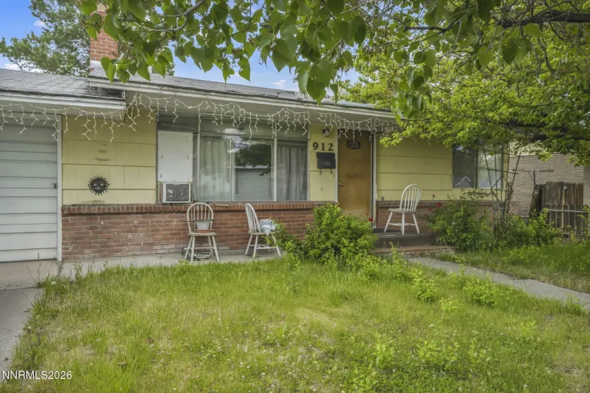 Single-Family House 912 12th St.