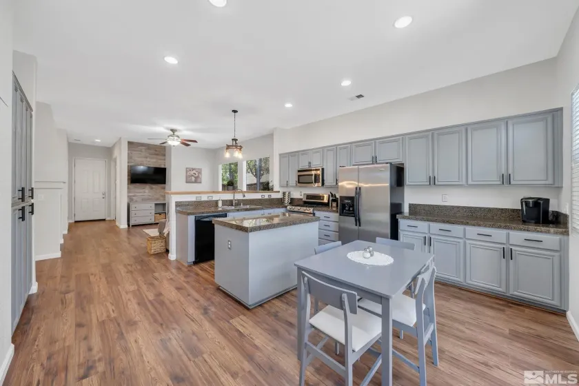 10577 Eagle Falls, Reno, Nevada 89521, 3 Bedrooms Bedrooms, ,2 BathroomsBathrooms,Residential Lease,Manufactured,Eagle Falls,0,260006989