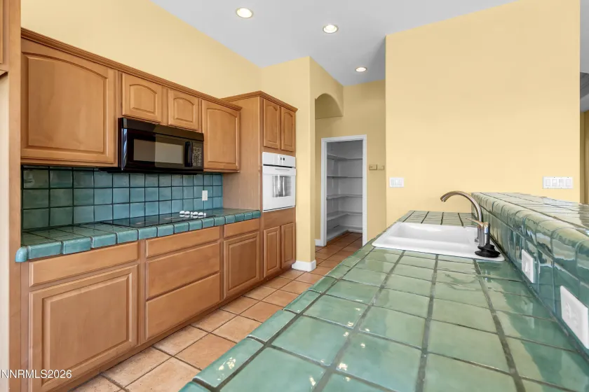 1255 Calle De La Plata, Sparks, Nevada 89441, 4 Bedrooms Bedrooms, ,4 BathroomsBathrooms,Residential,Residential,Calle De La Plata,0,260007009