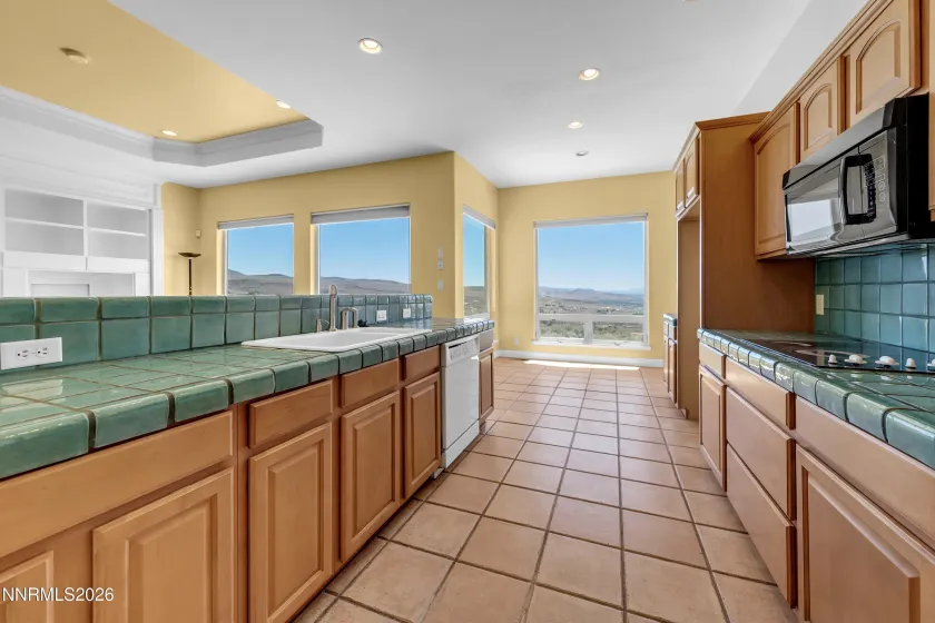 1255 Calle De La Plata, Sparks, Nevada 89441, 4 Bedrooms Bedrooms, ,4 BathroomsBathrooms,Residential,Residential,Calle De La Plata,0,260007009