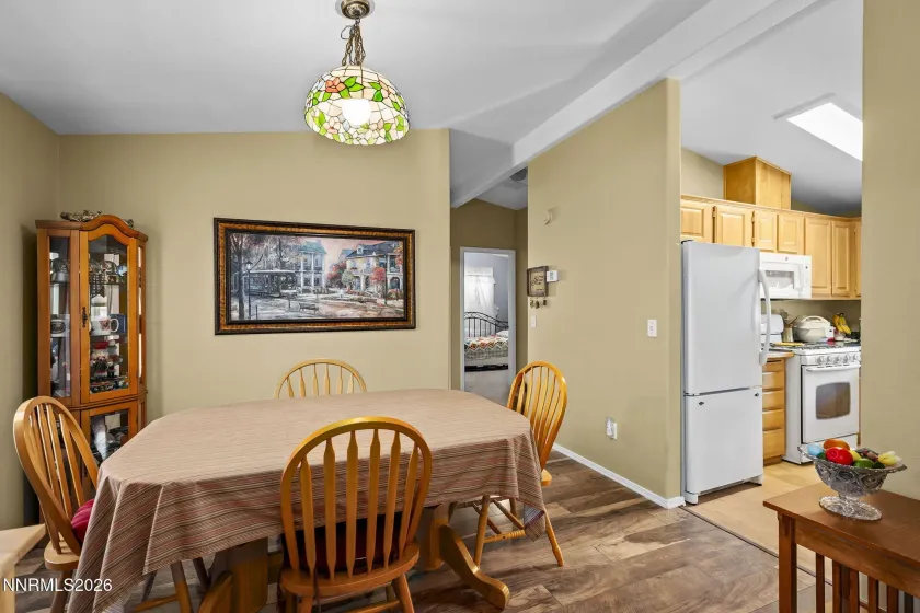 7651 Diamond Pointe, Reno, Nevada 89506, 3 Bedrooms Bedrooms, ,2 BathroomsBathrooms,Residential,Residential,Diamond Pointe,0,260007033