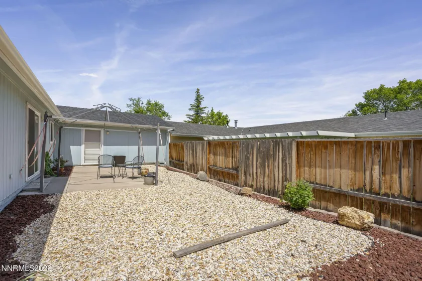 7651 Diamond Pointe, Reno, Nevada 89506, 3 Bedrooms Bedrooms, ,2 BathroomsBathrooms,Residential,Residential,Diamond Pointe,0,260007033