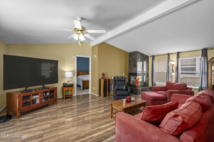 7651 Diamond Pointe, Reno, Nevada 89506, 3 Bedrooms Bedrooms, ,2 BathroomsBathrooms,Residential,Residential,Diamond Pointe,0,260007033