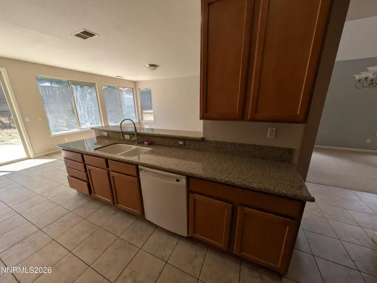 550 Martingale, Reno, Nevada 89521, 4 Bedrooms Bedrooms, ,3 BathroomsBathrooms,Residential,Residential,Martingale,0,260007042