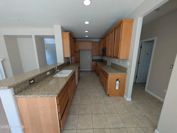 550 Martingale, Reno, Nevada 89521, 4 Bedrooms Bedrooms, ,3 BathroomsBathrooms,Residential,Residential,Martingale,0,260007042