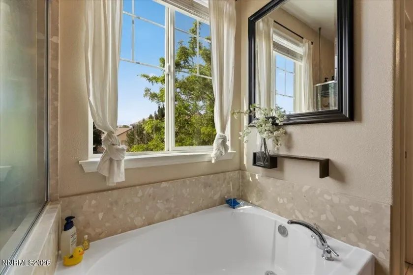 10891 Oakhaven, Reno, Nevada 89521, 5 Bedrooms Bedrooms, ,3 BathroomsBathrooms,Residential,Residential,Oakhaven,0,260007044